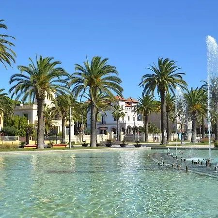 Bonito Con Piscina Salou